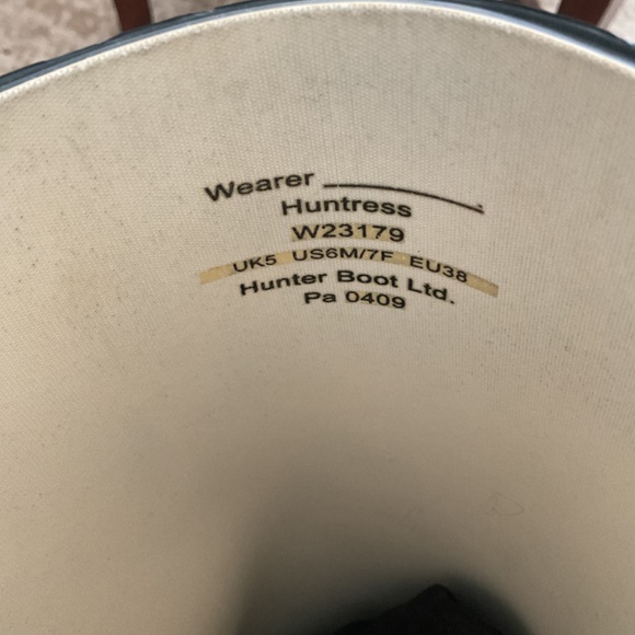 Hunter Wide Calf Rain boots size 7 - Picture 5 of 10